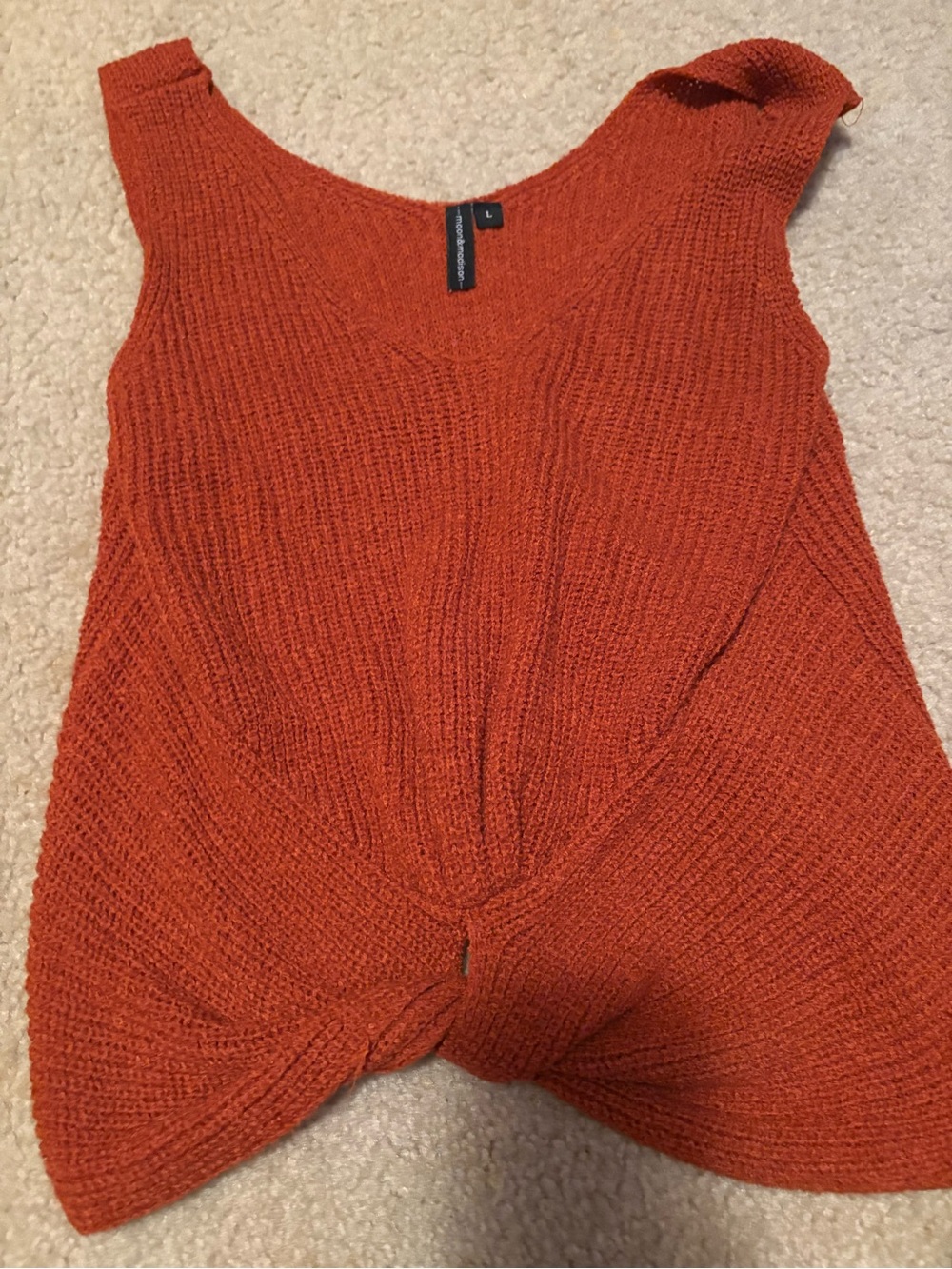Moon & Madison Top Womens L Orange V Neck Cropped Knit Tank Acrylic Nylon